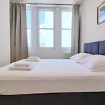 Campo Marzio 6 Apartment *