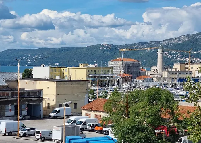 Apartment Campo Marzio 6