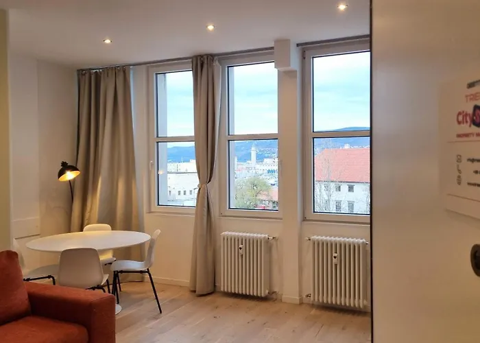 Apartment Campo Marzio 6 *